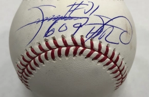 Sammy Sosa Autographed Baseball